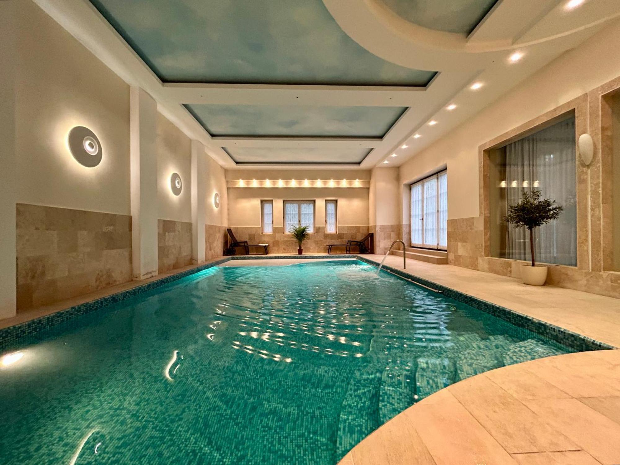 Luxury Villa Indoor Pool Warsaw Magdalenka Exteriér fotografie